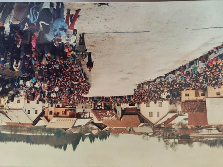 pogled na skakalnico in obiskovalce tekme_F. Pepelnak (2)